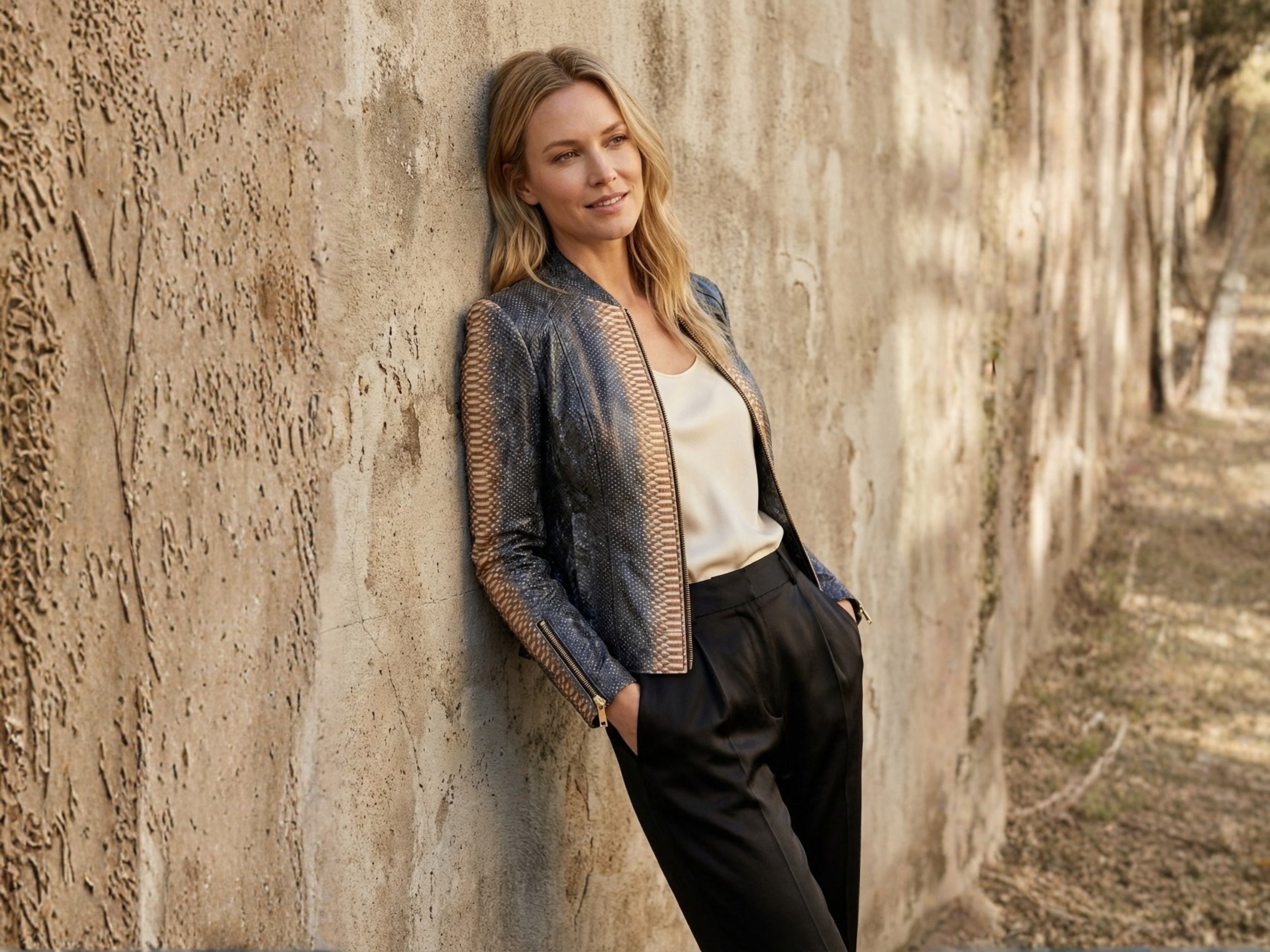 Charcoal snakeskin-effect jacket with stand collar and zip front, long sleeves